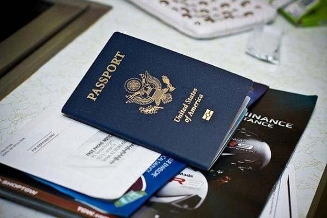 có cần mua vé máy bay khi xin visa Mỹ không?